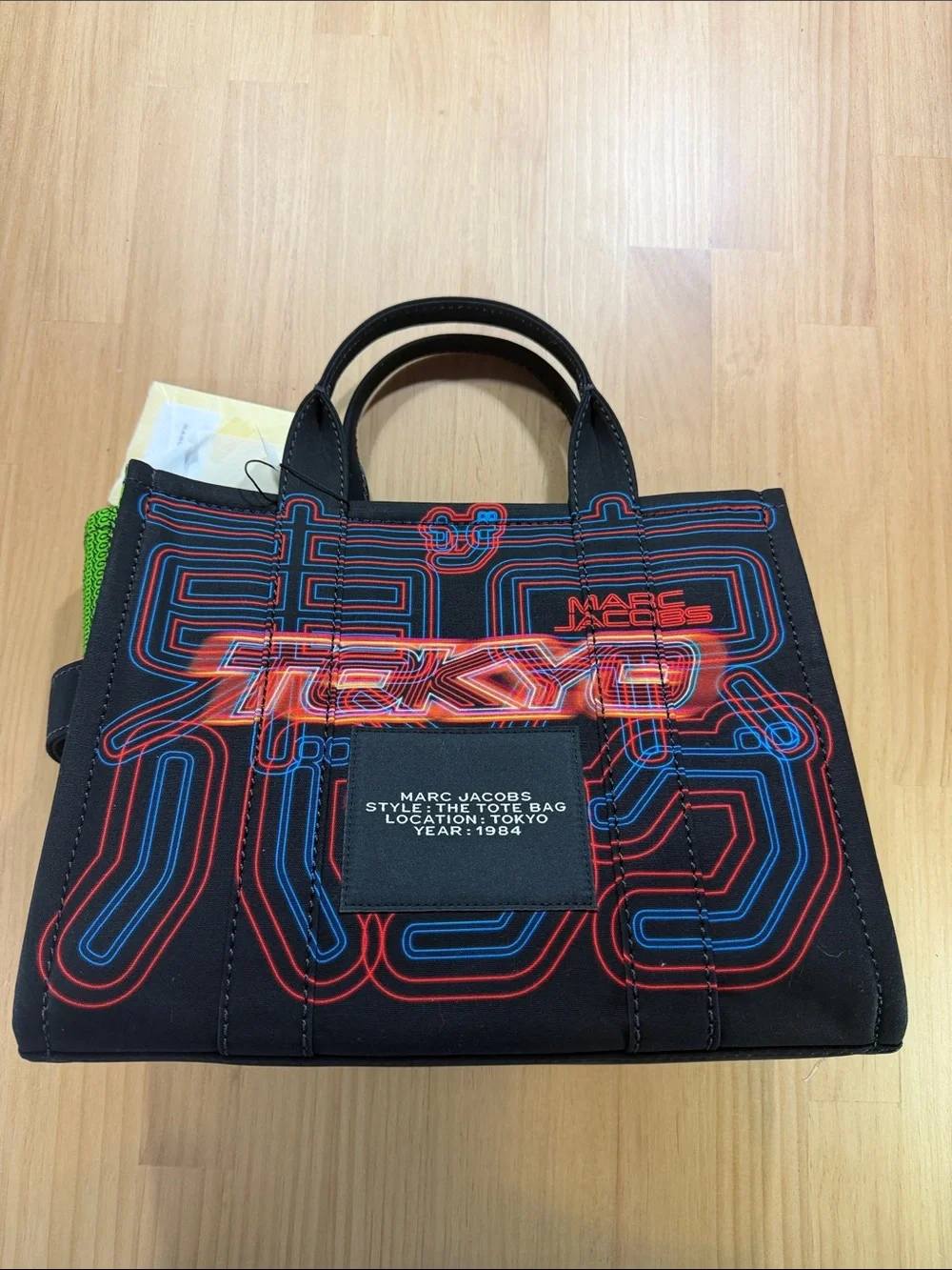 Marc Jacobs compact tote